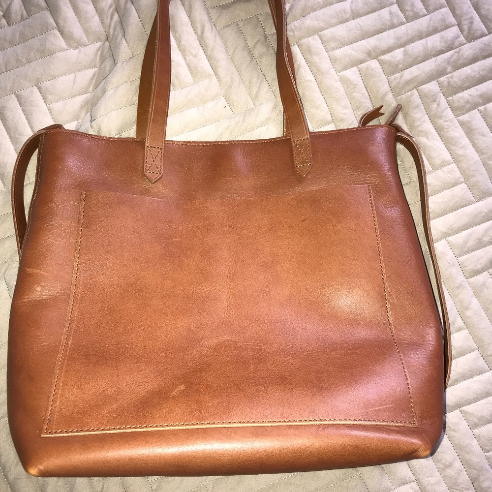 Madewell medium transport Tote. New with Tags